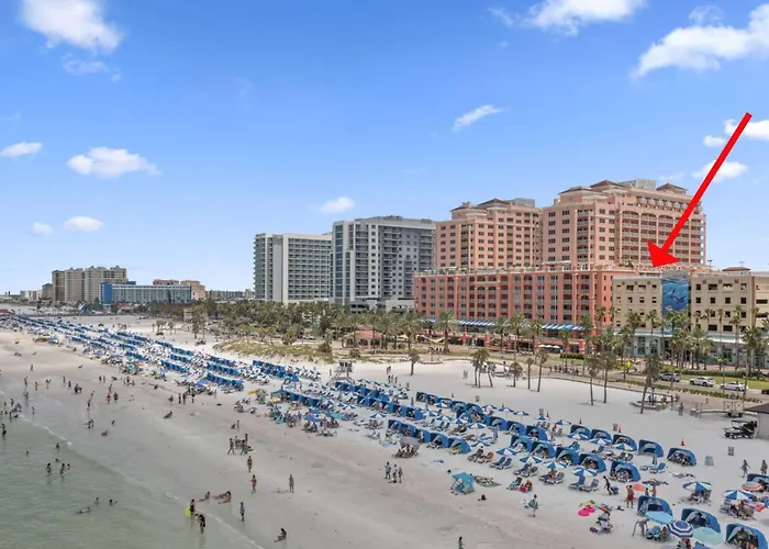 833 Aqualea / Beachfront Clearwater * Clearwater Beach
