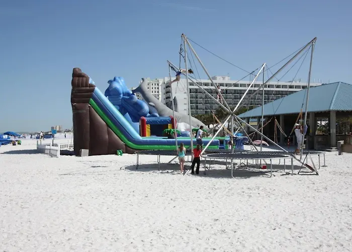 833 Aqualea / Beachfront Clearwater *